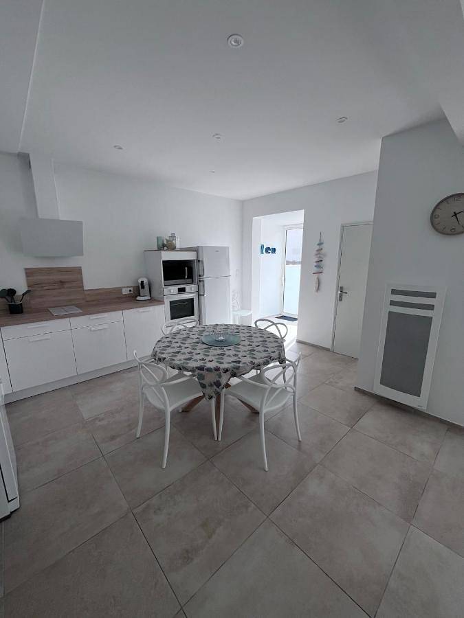 Location de vacances pour 5 personnes, avec jardin et terrasse dans Office De Tourisme De Saint Hilaire De Riez - 4