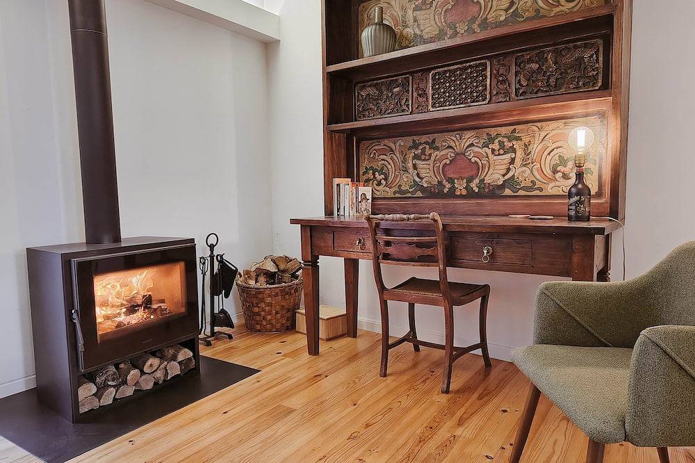 A mountain retreat for those who want to linger - over a book or a glass of wine in São Miguel Island, Nordeste