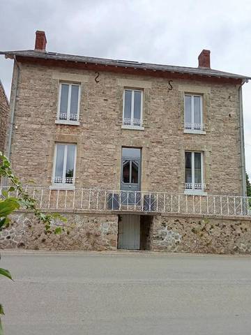 Maison d’hôte pour 2 personnes, avec jardin et vue dans la Creuse