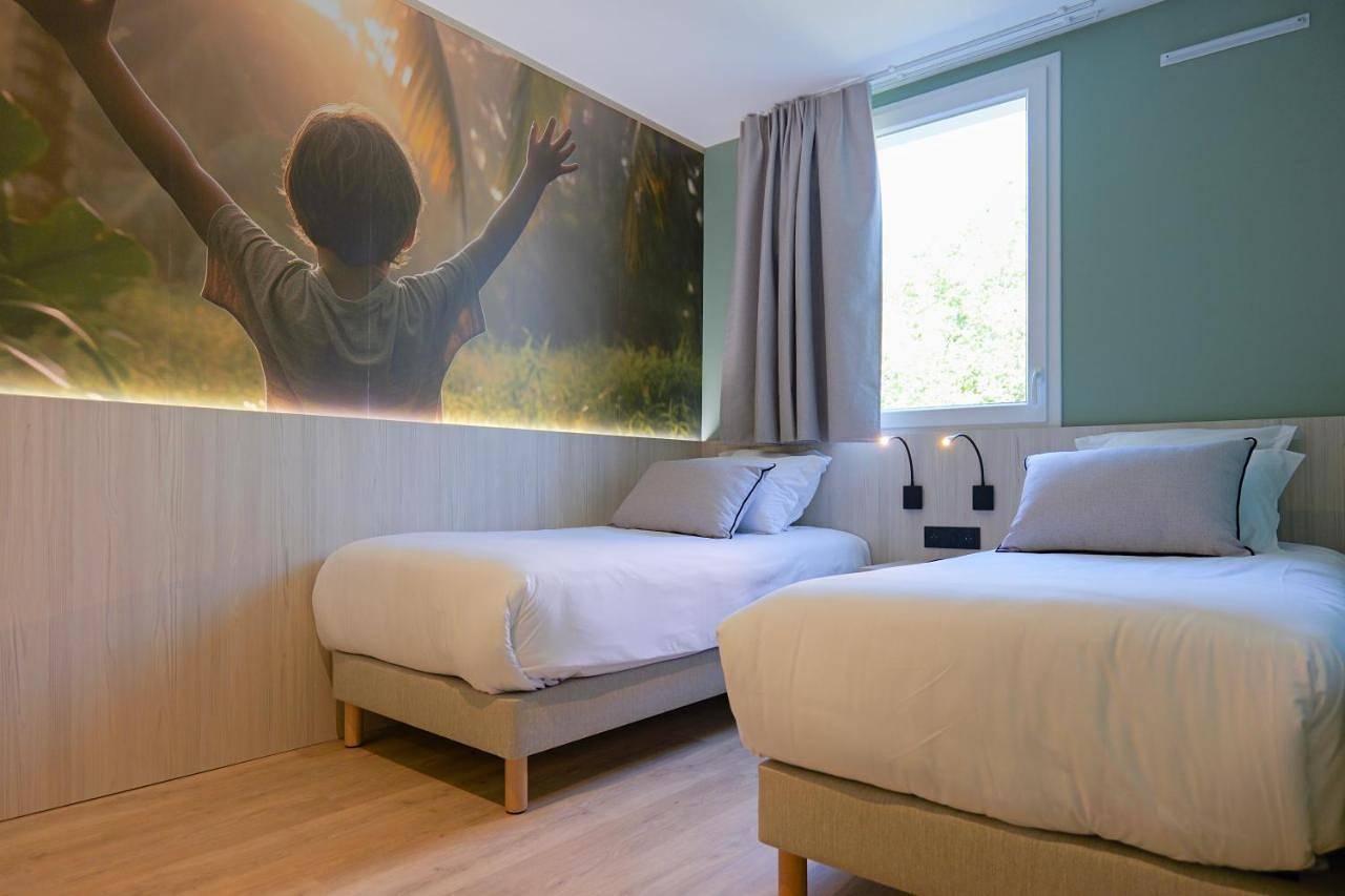 Hôtel Le Kennedy, Clermont-Ferrand, The Originals Relais in Clermont-Ferrand, Parc naturel régional des Volcans d'Auvergne