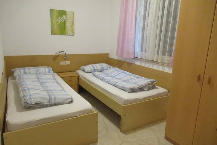 Ferienhaus für 2 Personen, mit Terrasse und Pool, mit Haustier in Hessen - 3