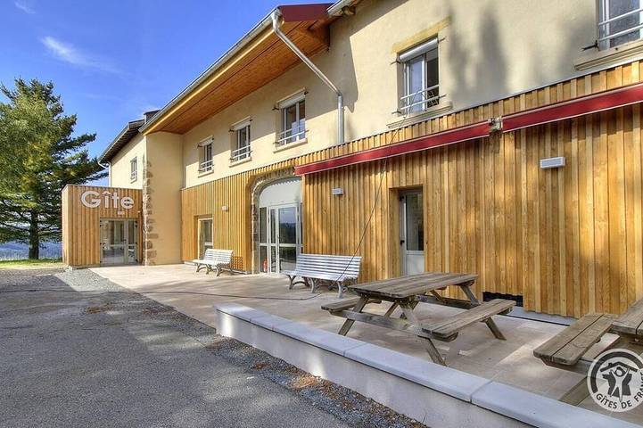 Location de vacances pour 15 personnes dans Saint-Clément-de-Vers