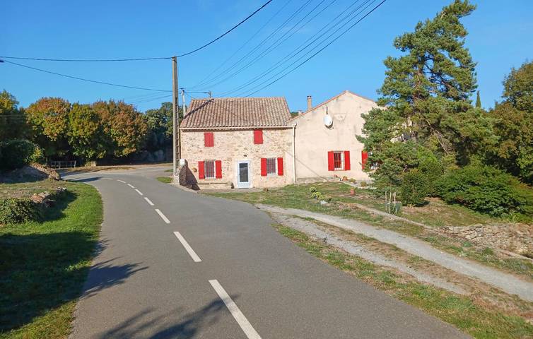 Location de vacances pour 5 personnes, avec terrasse et jardin à Pardailhan - 2
