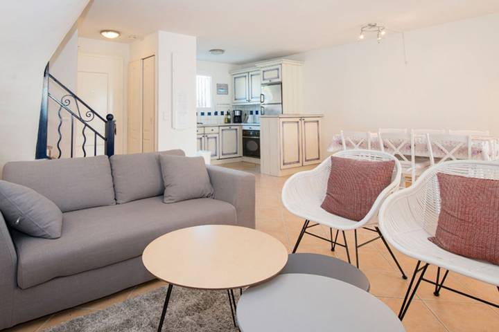 Gîte pour 6 personnes, avec Piscine à Roquebrune-sur-Argens - 2