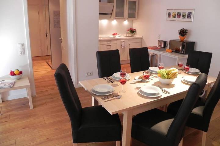 Ferienwohnung für 8 Personen in Winterhude Hamburg