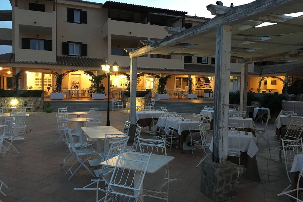 Ganze Wohnung, Entzückende Wohnung - Golf von Marinella Costa Smeralda in Villaggio Marineledda, Costa Smeralda