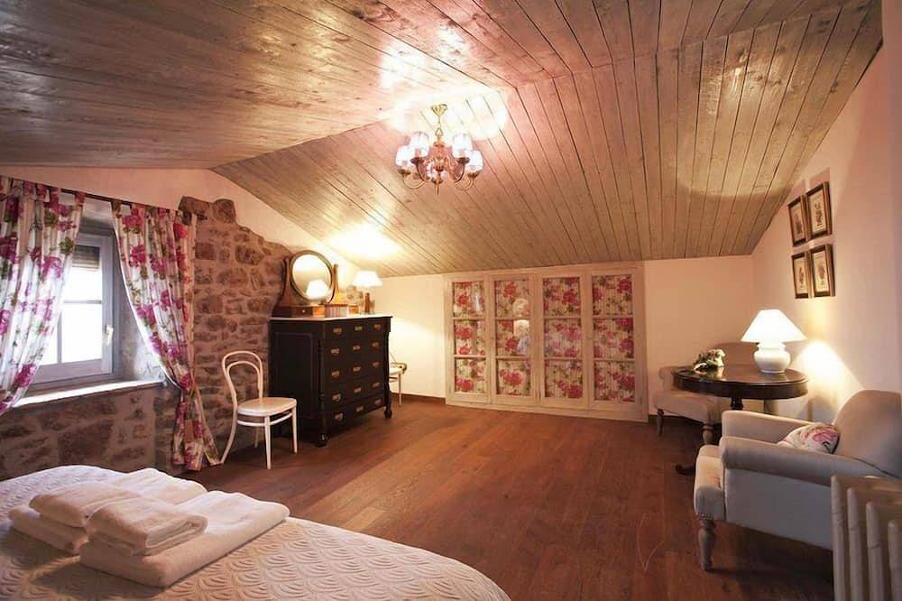 Masia de Lavell - Solsona in Lladurs, Lleida Provinz