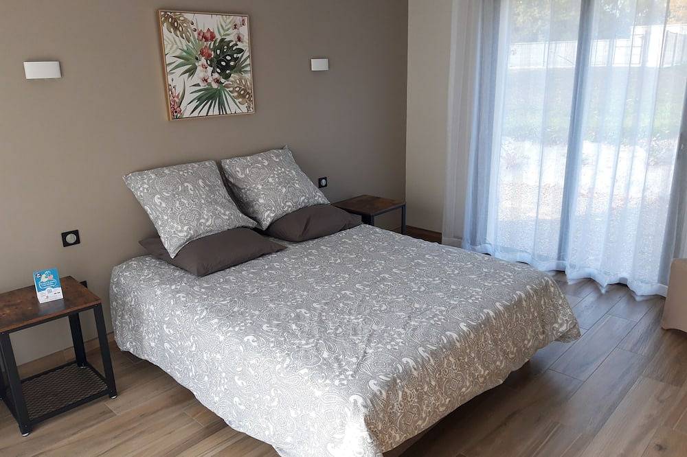\"Lamielle\" Large House Restored On The Hills Of Moissac in Moissac, Quercy