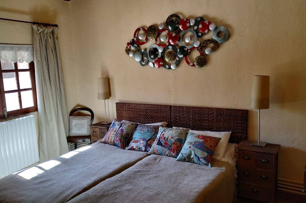 Casa la coma casa de campo en la sierra de llaberia in Pratdip, Baix Camp