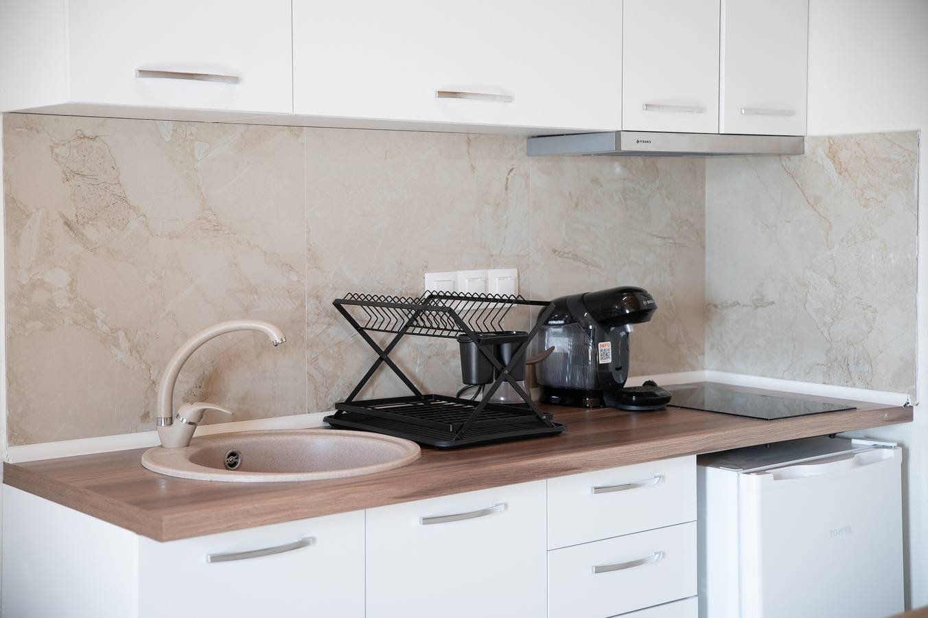 Holiday Home 'One Bedroom Apartment' with Balcony, Wi-Fi and Air Conditioning in Halkidiki