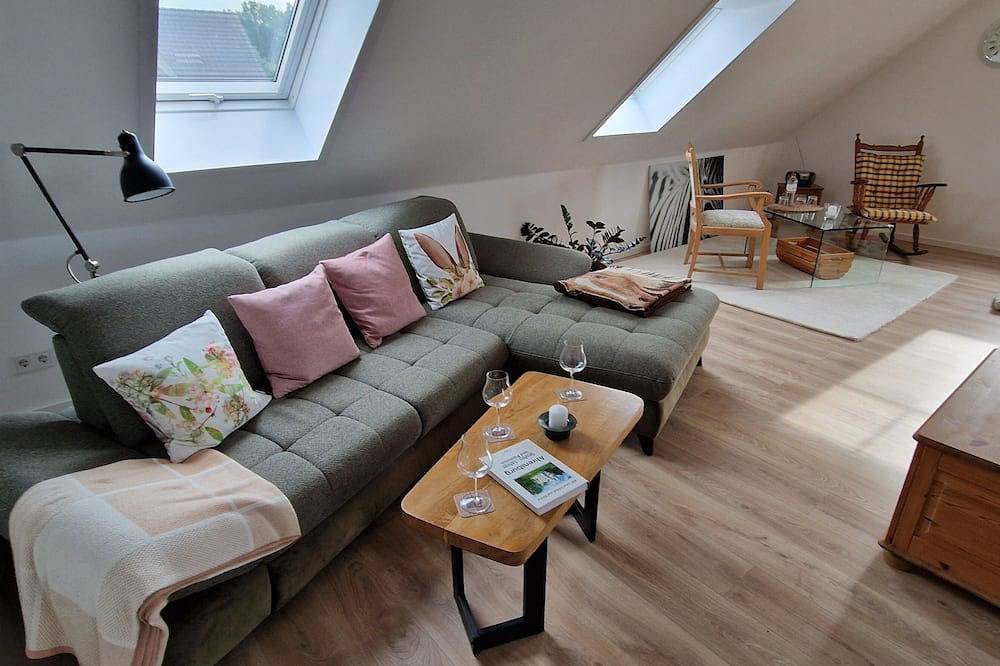 Ganze Wohnung, Neue Ferienwohnung am Golfplatz, mit ausreichend Platz in einer ruhigen Umgebung in Ammersbek, Kreis Stormarn