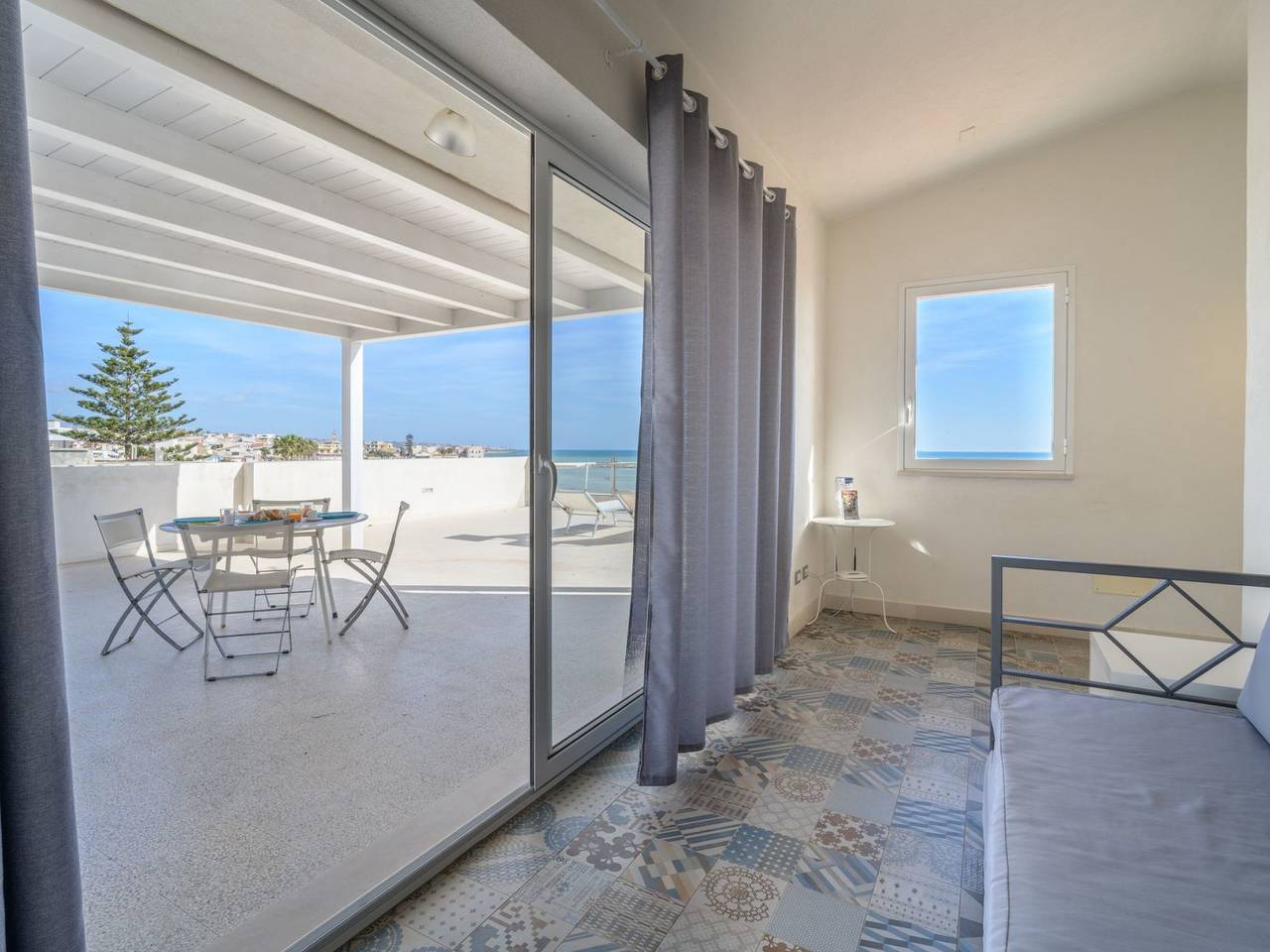 Appartement entier, In Donnalucata mit Grill und Terrasse in Scicli, Province de Ragusa