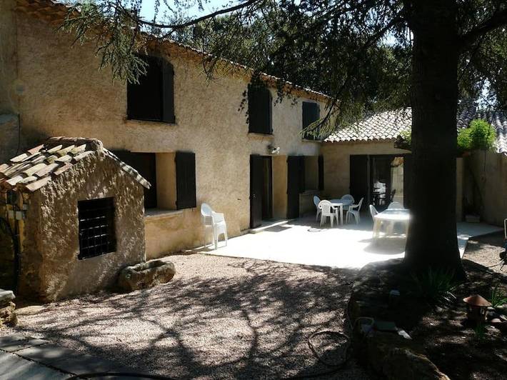 Location de vacances pour 11 personnes, avec jardin et piscine à Saint-Laurent-la-Vernède - 4