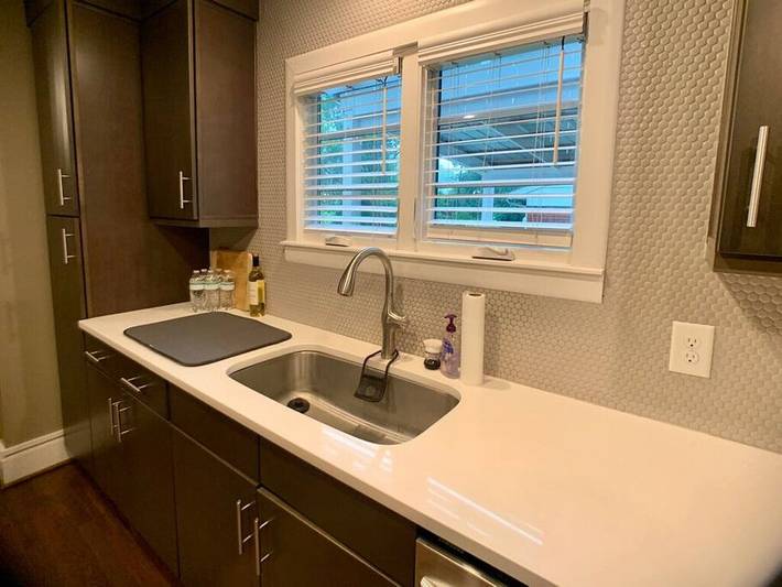 Vacation house for 6 people, with yard in Charlotte