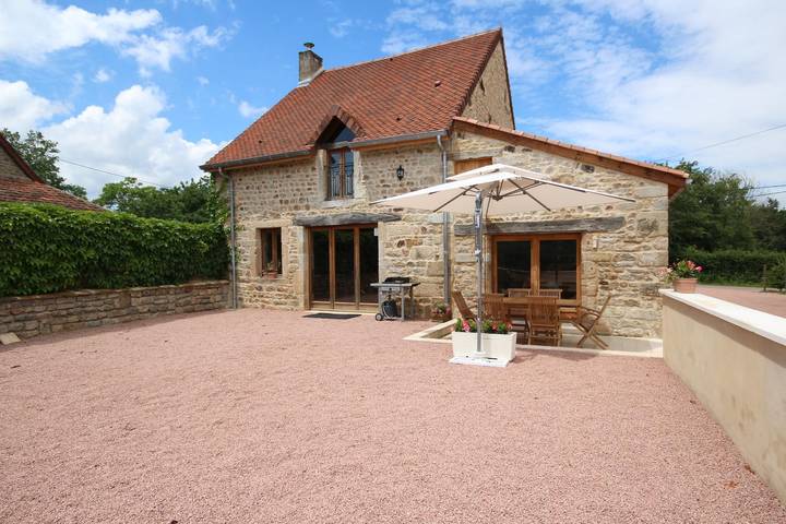 Gîte pour 6 personnes, avec jardin et terrasse