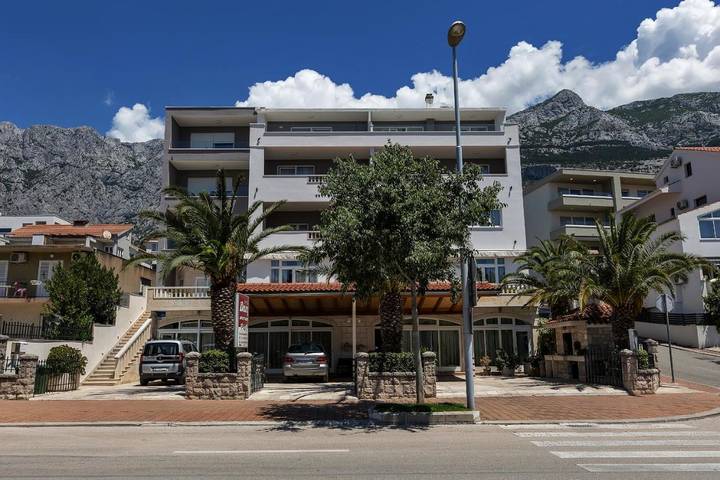 Maison d’hôte pour 4 personnes, avec jacuzzi et jardin à Makarska - 2