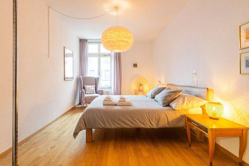 Ganze Wohnung, Central City - inkl Parking and Bern Ticket in Bern, Berner Oberland