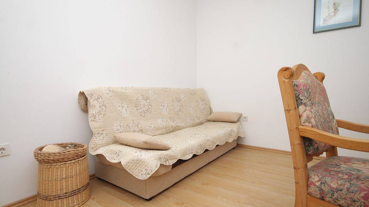Ganze Ferienwohnung, Ferienwohnung für 5 Personen (56 m²) in Zavala in Zavala, Hvar