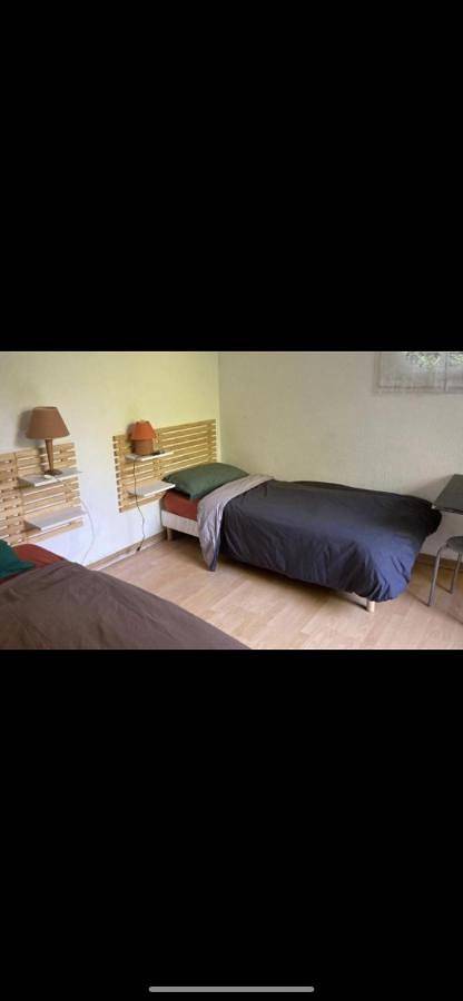 Location de vacances pour 4 personnes, avec vue ainsi que terrasse et jardin à Auffargis - 4