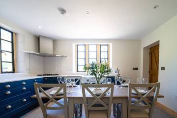 Glamping for 8 People in Moreton-in-Marsh, The Cotswolds, Photo 3