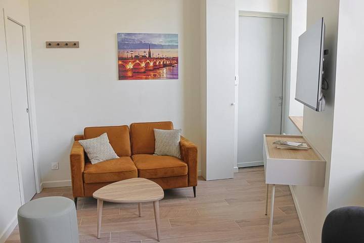 Gîte pour 3 personnes dans Basilique Saint-Seurin de Bordeaux - 4