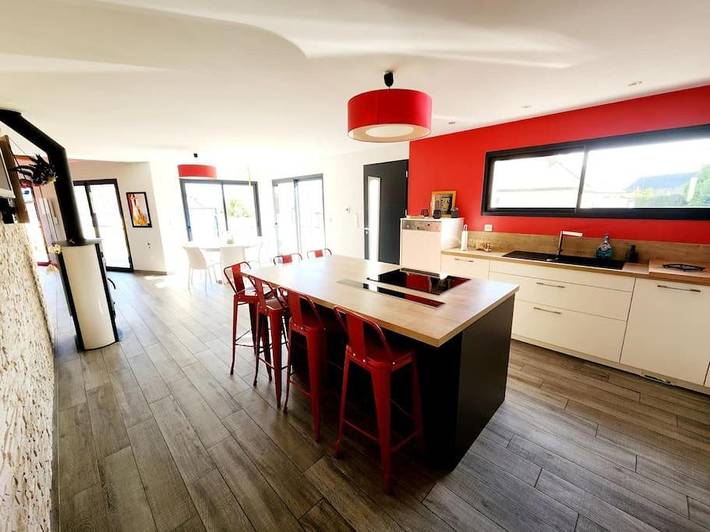 Location de vacances pour 8 personnes, avec terrasse et jardin à Moyon - 4