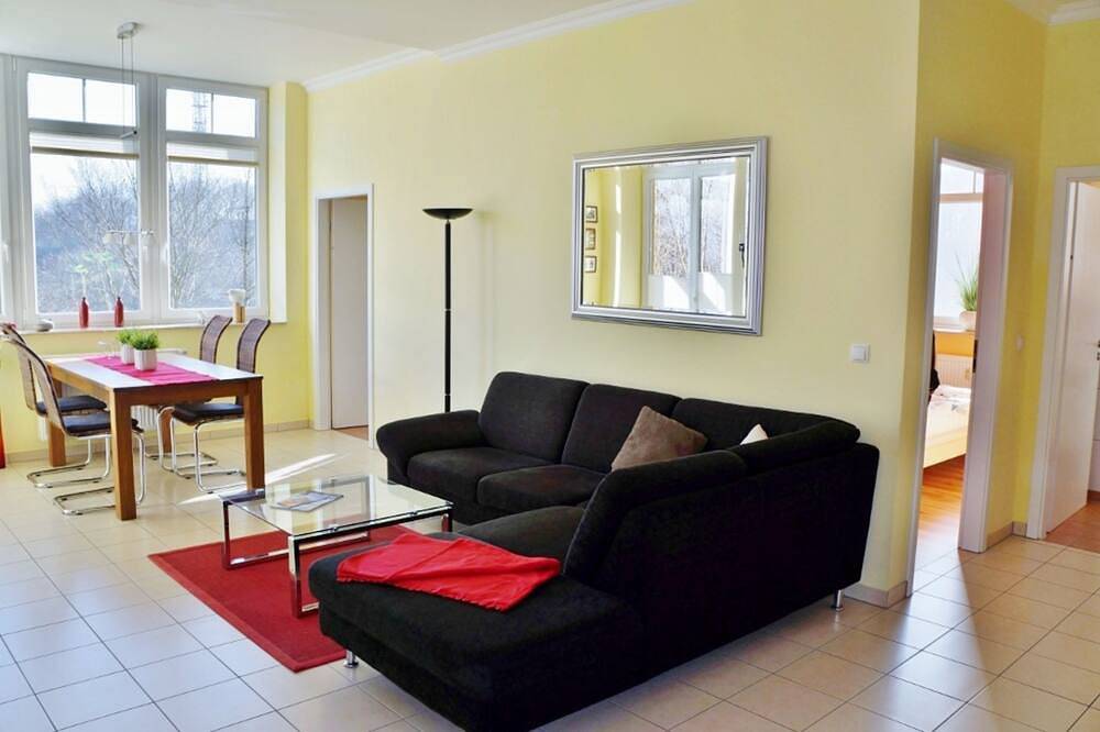 Villa Bergfrieden - Ferienwohnung 45426 - Whg. 3 in Strand Göhren, Göhren