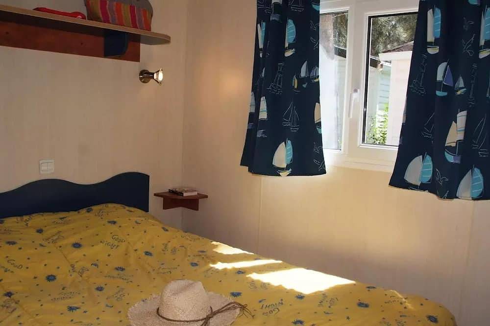 Camping Félix de la bastide *** - Texas. Eco 8 people in Saint-Mitre-les-Remparts, Istres und Umgebung