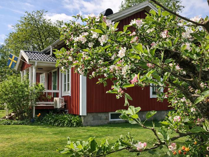 Hus för 5 Personer med trädgård in Halland