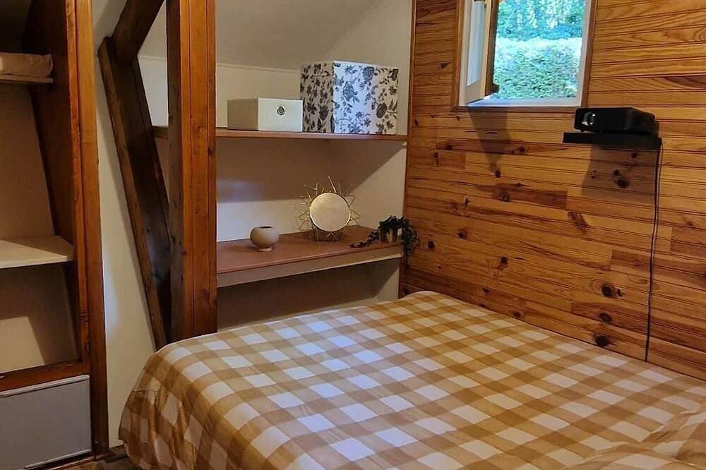 Chalet bord de lac (2A) in Laffrey, Isère