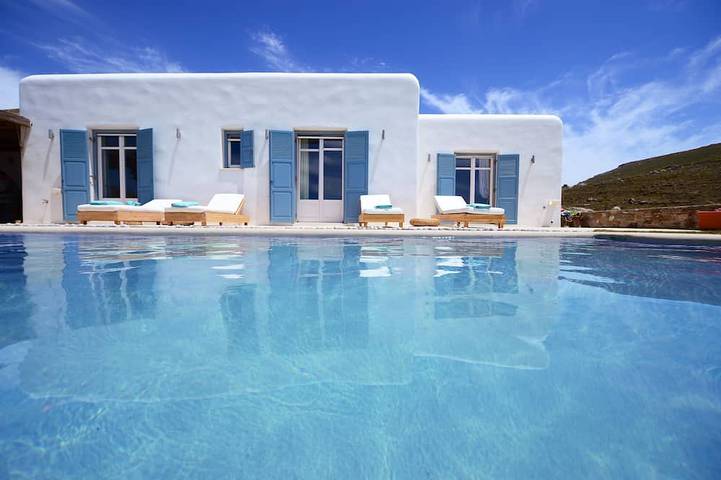 Villa for 10 people, with garden - 1