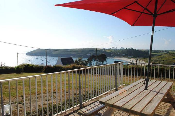 Location de vacances pour 10 personnes, avec Terrasse et Jardin à Ploumoguer
