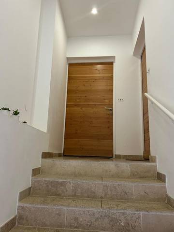 Gîte pour 2 personnes, avec terrasse dans Arenes De Nimes