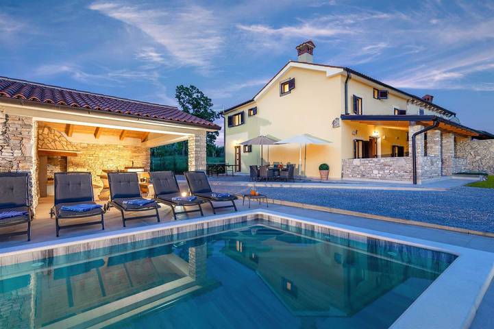 Villa für 6 Personen, mit Garten und Pool, kinderfreundlich