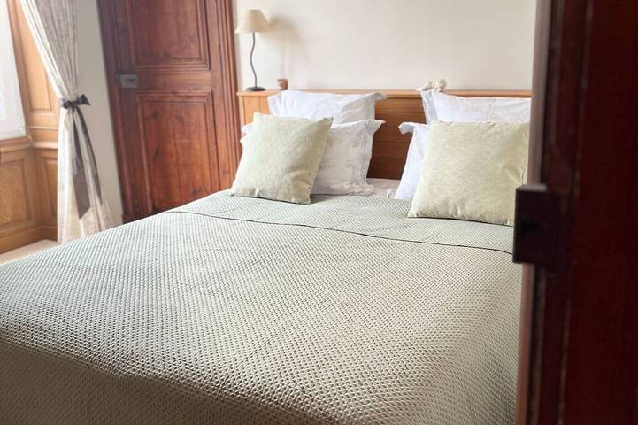 Chambre d’hôte pour 2 personnes, avec jardin et piscine