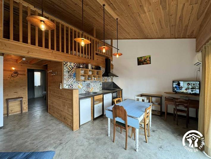 Gîte pour 4 personnes, avec terrasse, animaux acceptés