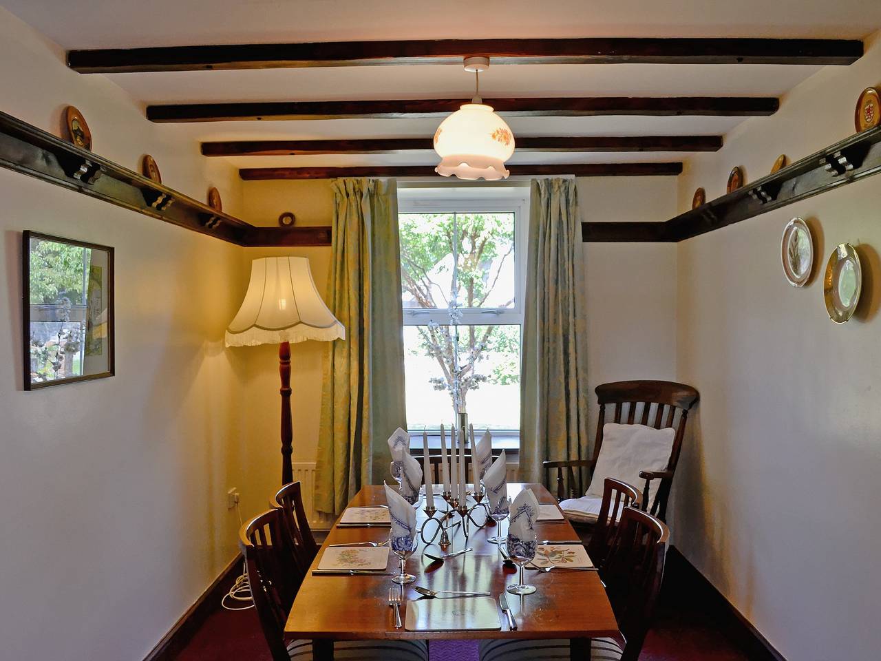 Murton Farm Cottage in Murton, Swansea region