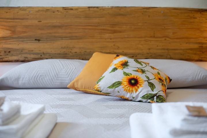 Girasole Room – Poggio alla Luna with Mountain View and Wi-Fi in Montieri, Grosseto provins