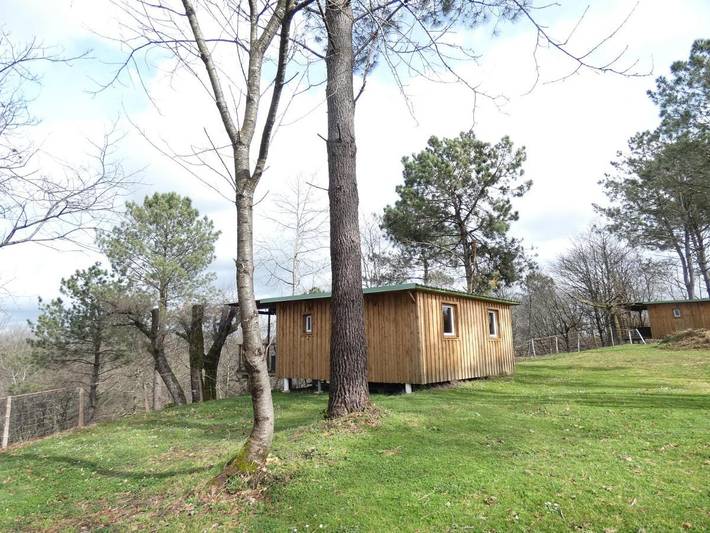 Gîte pour 4 personnes, avec vue ainsi que terrasse et jardin dans Bélus - 4