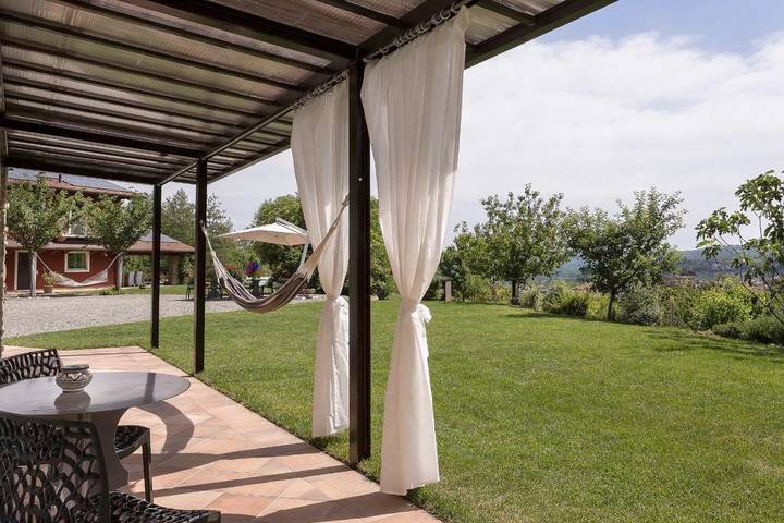 Location de vacances pour 2 personnes, avec piscine et jardin à Acqui Terme - 3