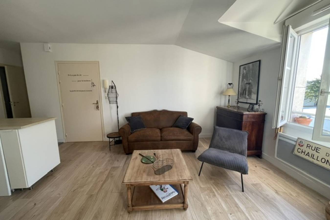 Apartamento entero, Charming quiet apartment with views over rooftops in La Rochelle, Región de La Rochelle