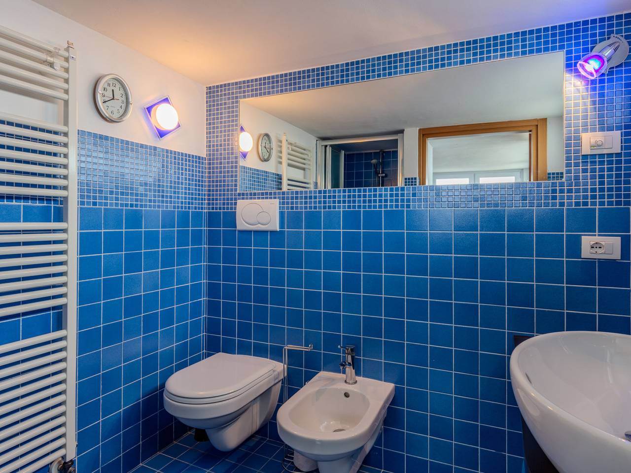Entire apartment, Sona's Lake Home in Torri del Benaco, Garda Mountains