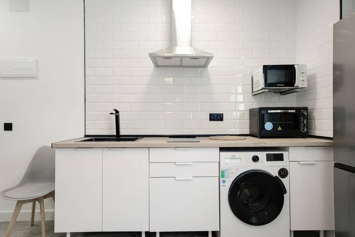 Entire apartment, Apartment 'Apartamentos Habana 2' with Air Conditioning in Playa Barbate, Barbate
