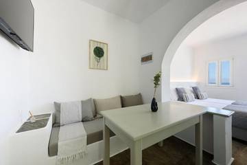 Gîte pour 2 personnes, avec balcon et vue dans Píso Livádi