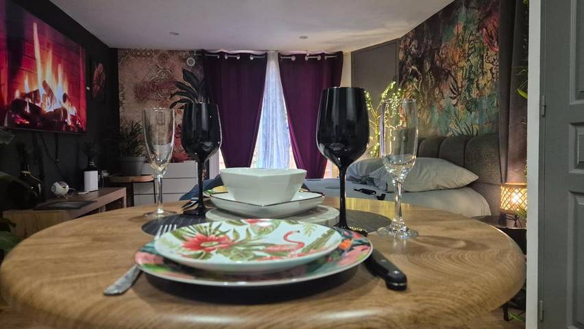 Gîte pour 2 personnes, avec jacuzzi ainsi que sauna et terrasse, animaux acceptés à Lampaul-Plouarzel - 3