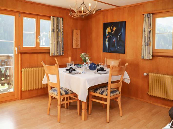 Ferienwohnung für 3 Personen, mit Ausblick und Garten sowie Balkon in Davos - 3
