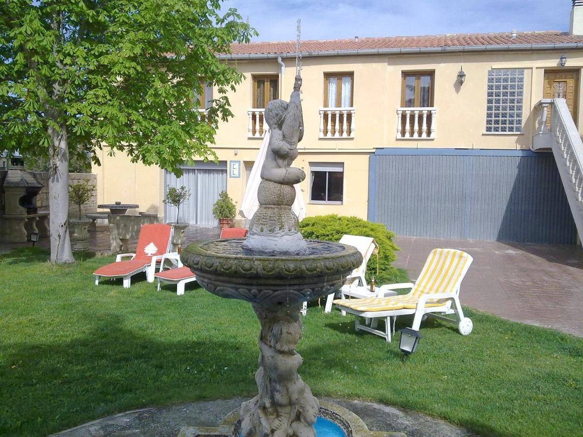 Holiday Home in Valtierra, Province de Navarra