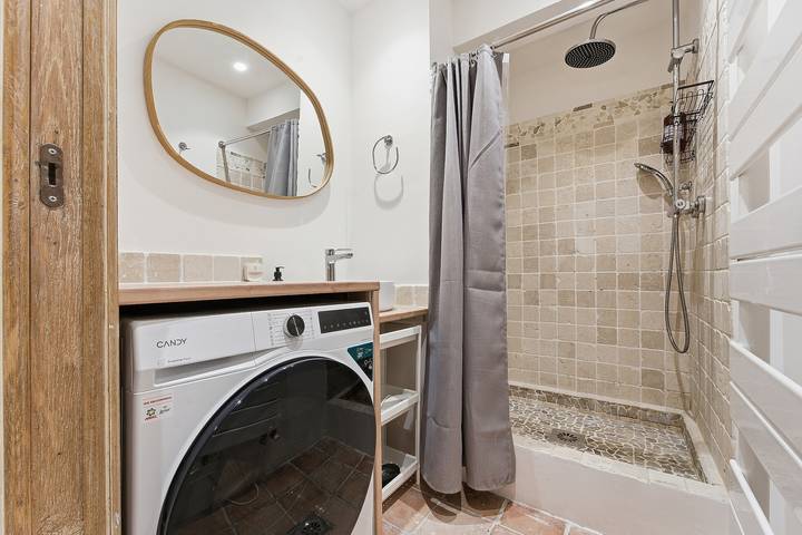 Appartement entier, Robin's Nest – Cocon au cœur du Vieil Antibes in Antibes, Côte méditerranéenne (France)