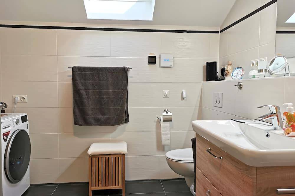 Entire apartment, Vacation apartment/apartment for 4 guests with 77m² in Markkleeberg (95848) in Markkleeberg, Neuseenland