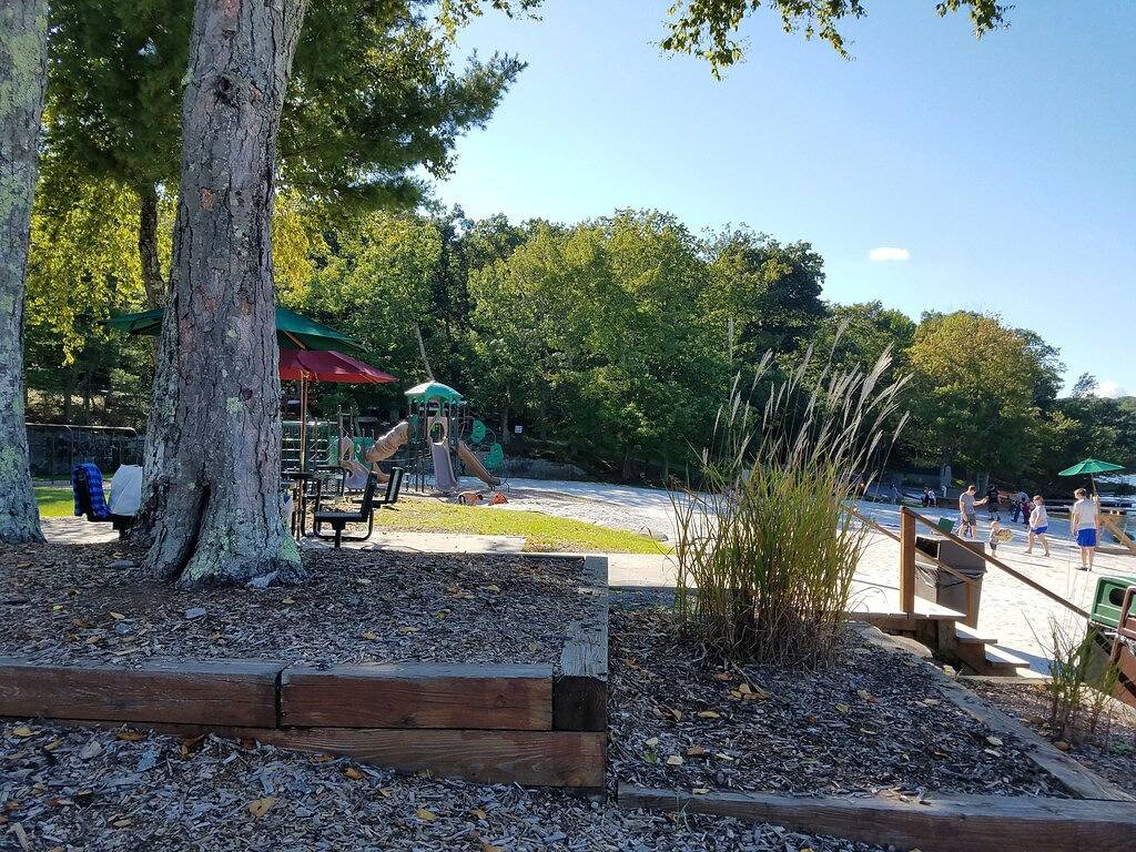 Berg / See Gemeinschaft in Poconos, Pa in Masthope, Pike County